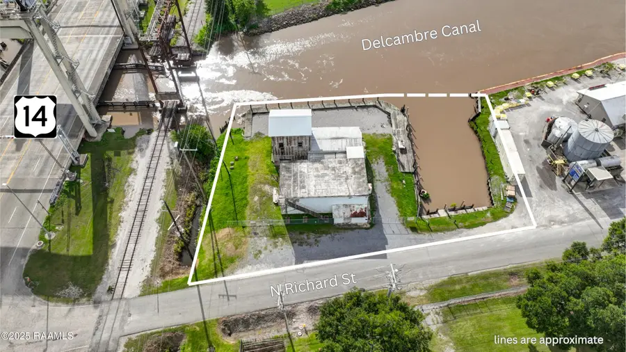 218 N Richard Street, Delcambre, LA 70528 - #3