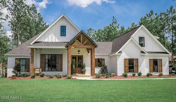 11512 Baker Senior Drive, Abbeville, LA 70510