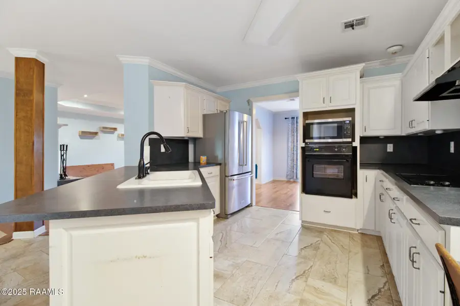 1034 Hollow Oaks Road, Breaux Bridge, LA 70517 - #3