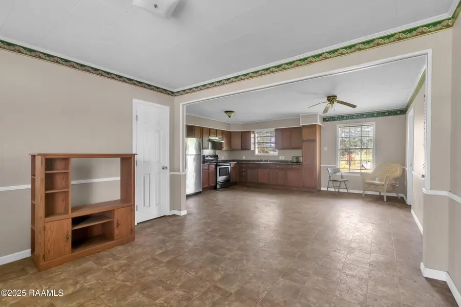 1102 Macho Grande Street, New Iberia, LA 70560 - #3