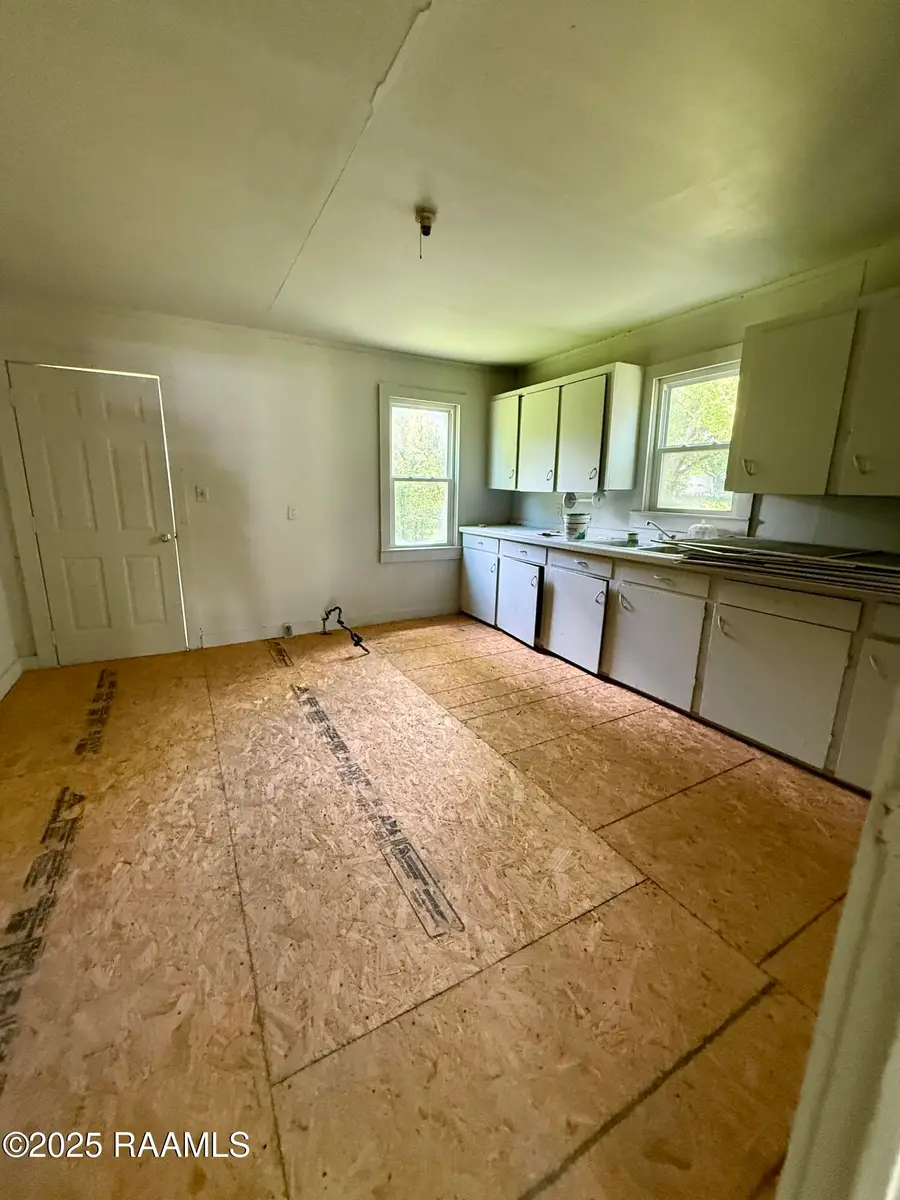 810 Ballard Street, Opelousas, LA 70570 - #3