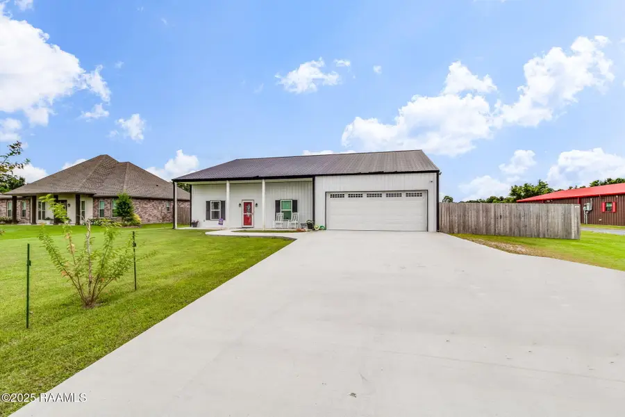 1834 E Bridge Street, Breaux Bridge, LA 70517 - #2