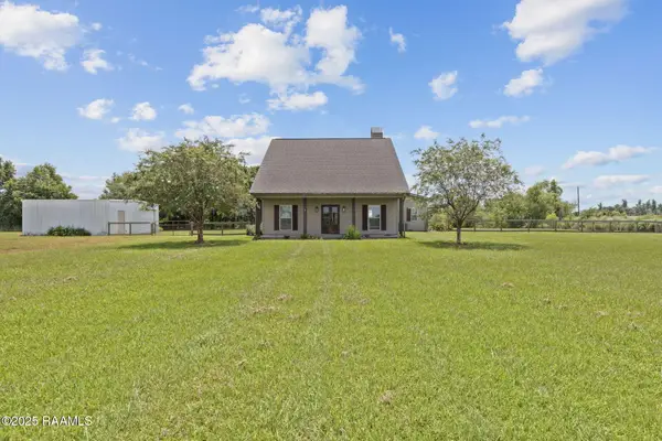 1186 Cormier Road, Breaux Bridge, LA 70517