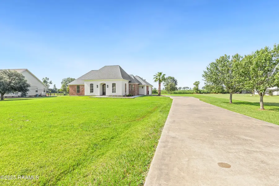 9745 La Highway 82, Abbeville, LA 70510 - #3