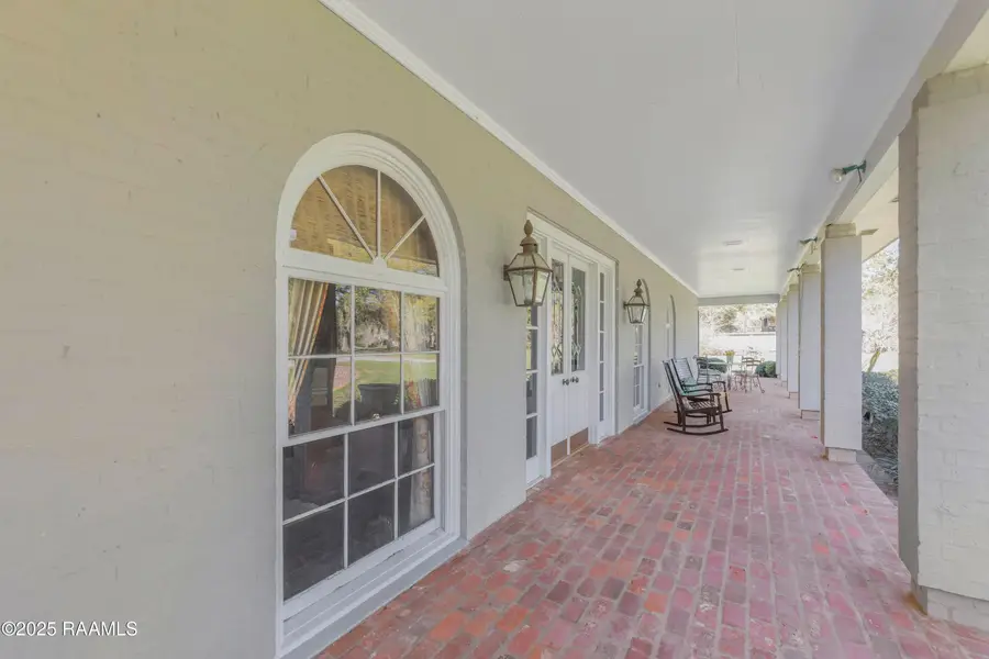 918 Rue De Chene Vert, Abbeville, LA 70510 - #2