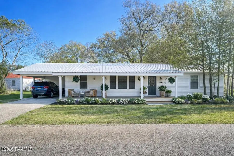 1109 N Guidry Avenue, Kaplan, LA 70548 - #2