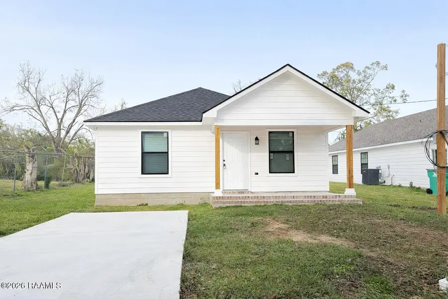 1422 Pujo Avenue, Opelousas, LA 70570 - #3