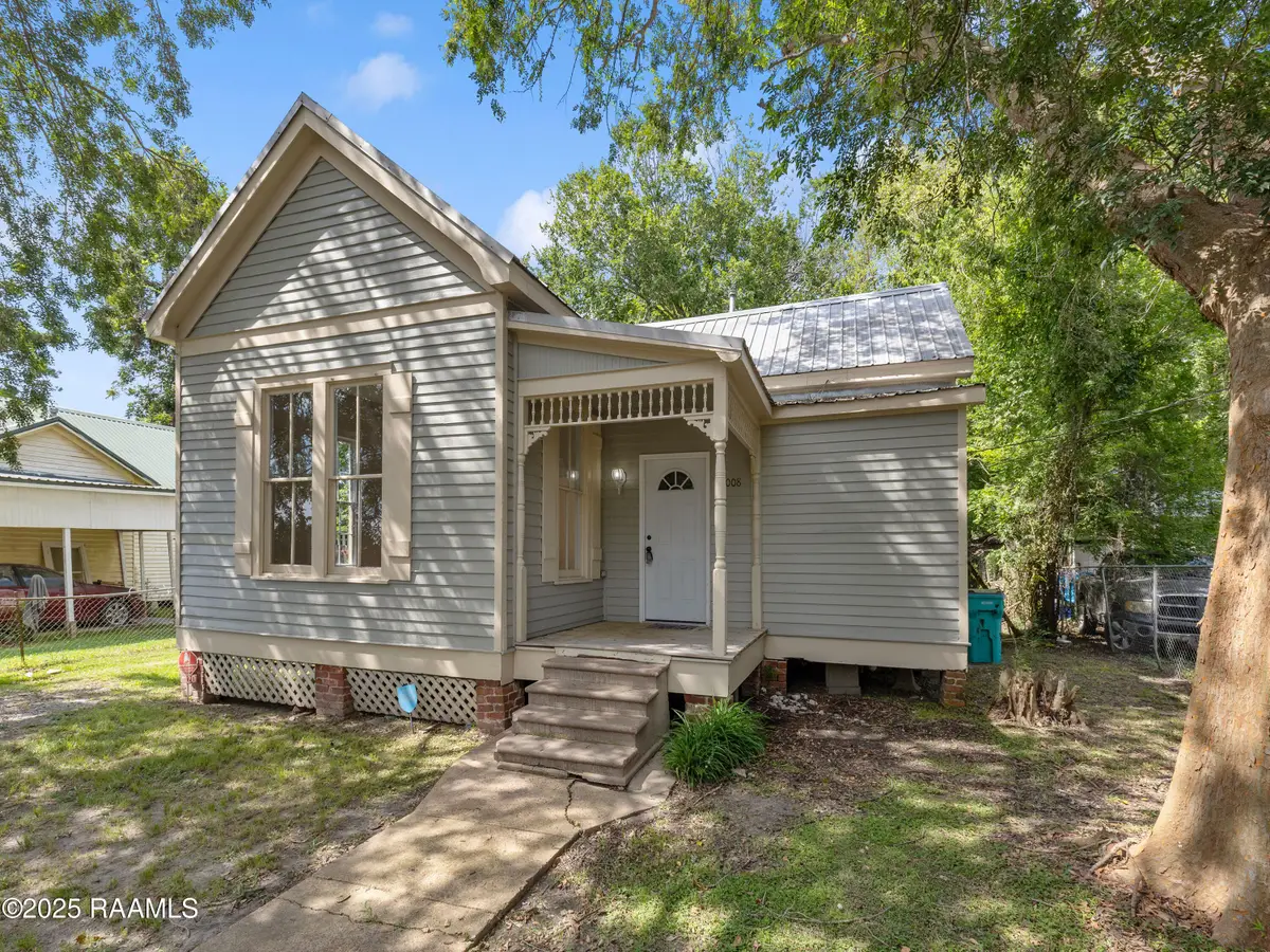 1008 W Landry Street, Opelousas, LA 70570 - #1