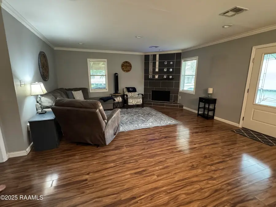 505 S Kibbe Street, Erath, LA 70533 - #3