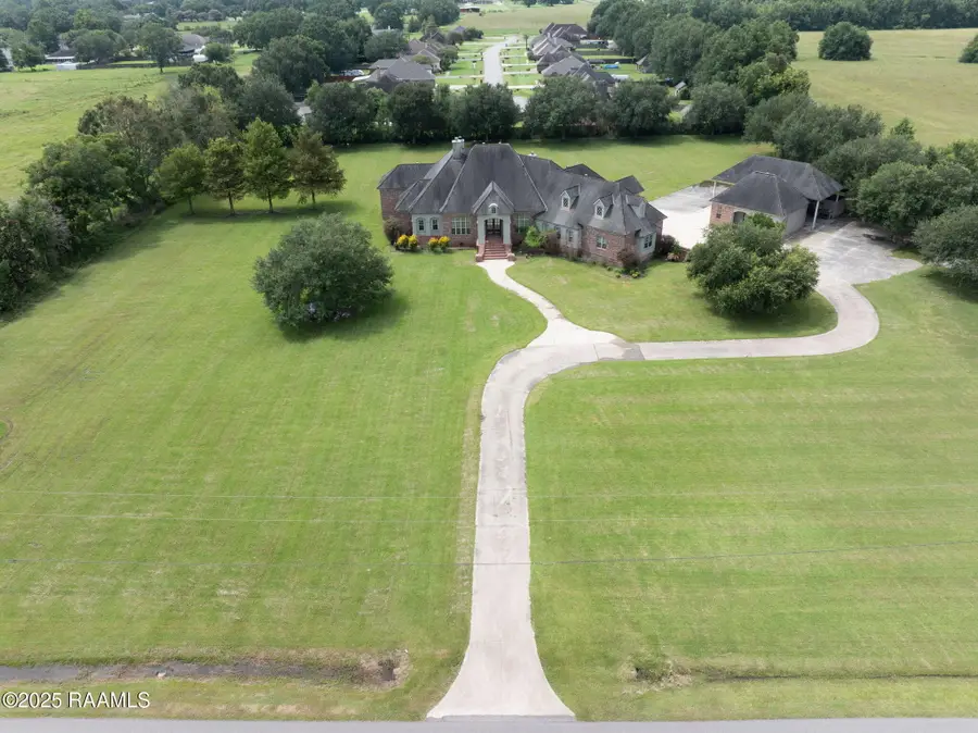 301 Rue Novembre, Scott, LA 70583 - #3