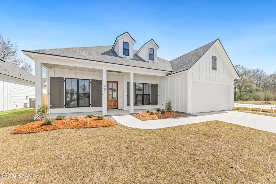 307 Grand Oak Drive, Broussard, LA 70518 - #2