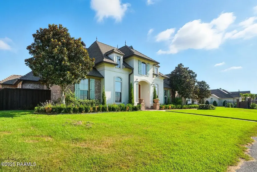1001 The Lake Drive, Broussard, LA 70518 - #3