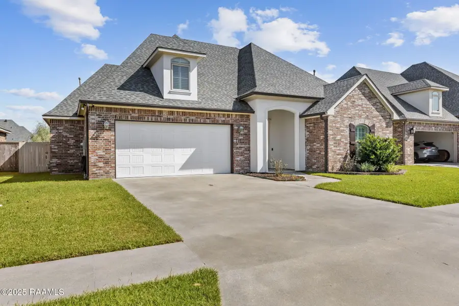 112 Woodhaven Road, Youngsville, LA 70592 - #2