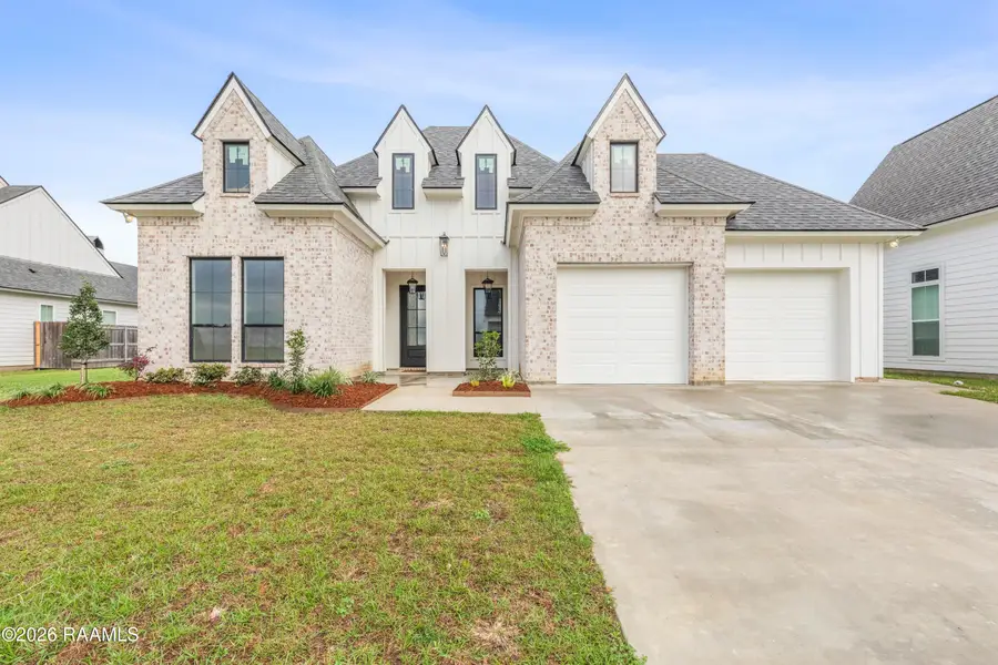 208 Buenos Aires, Youngsville, LA 70592 - #3