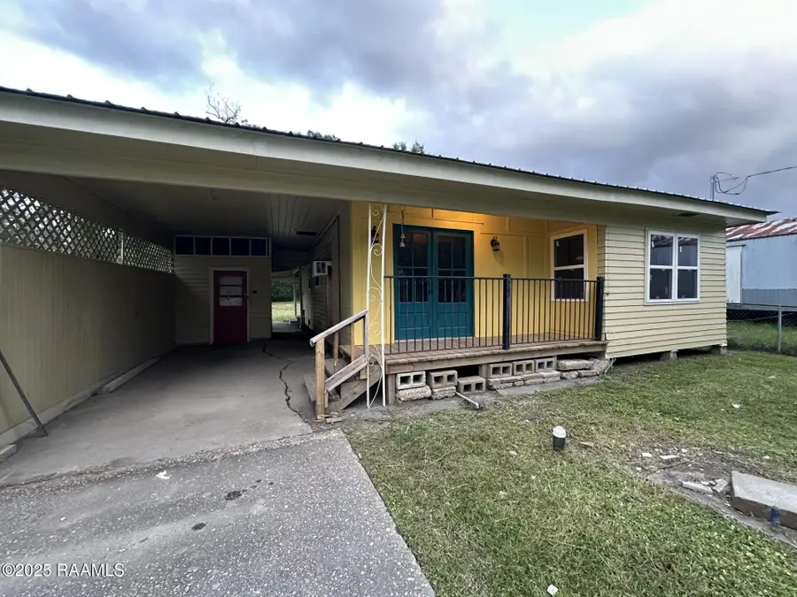 416 N Vivier Street, Saint Martinville, LA 70582 - #2