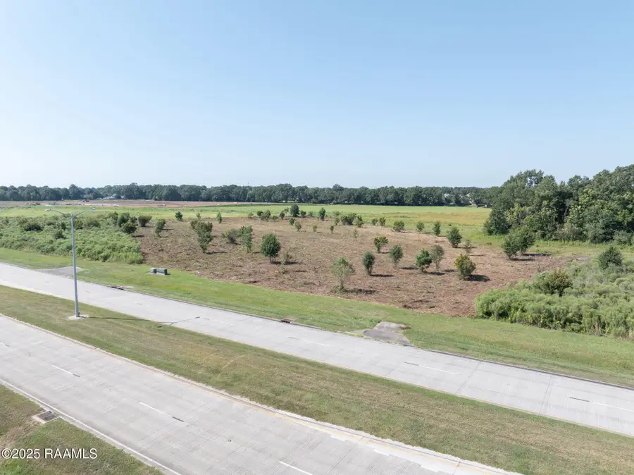 7600 Ambassador Caffery Parkway, Broussard, LA 70518 - #3