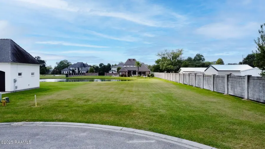 243 Bridgewater Place, Breaux Bridge, LA 70517 - #2