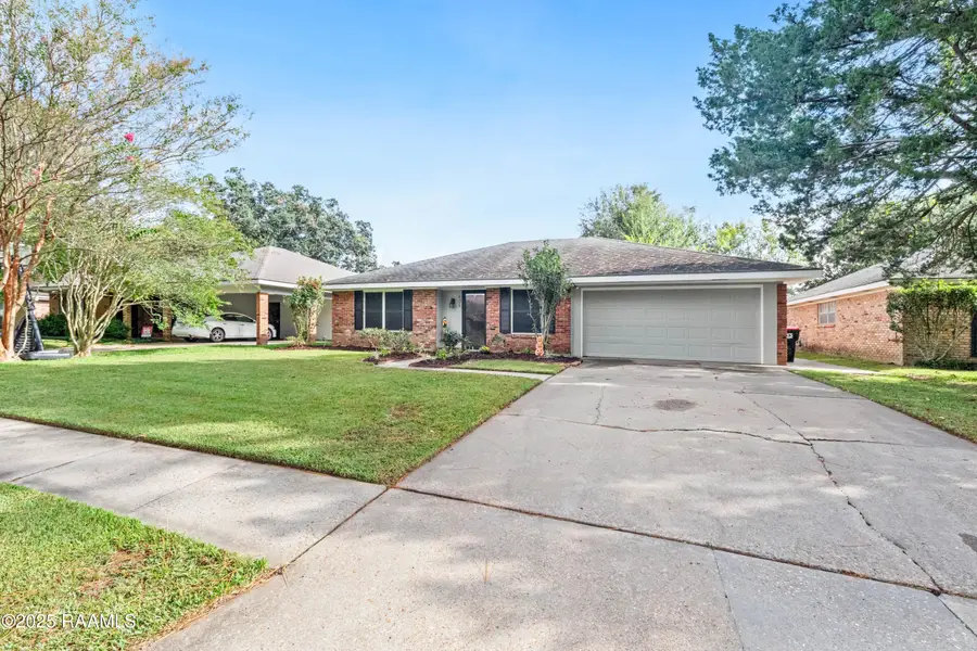 405 Elmwood Drive, Lafayette, LA 70503 - #3