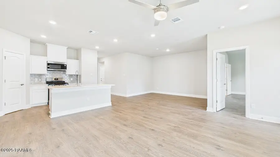 112 Harvest Falls Drive, Broussard, LA 70518 - #3