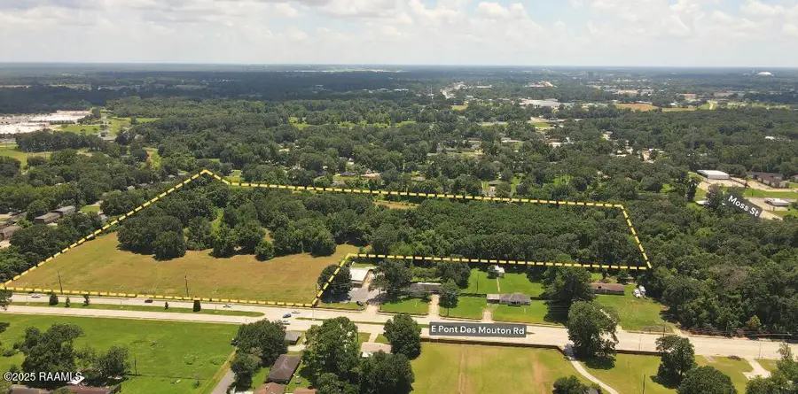 600 E Pont Des Mouton Road, Lafayette, LA 70507 - #2