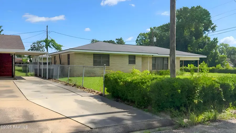 506 Robert Street, Opelousas, LA 70570 - #2