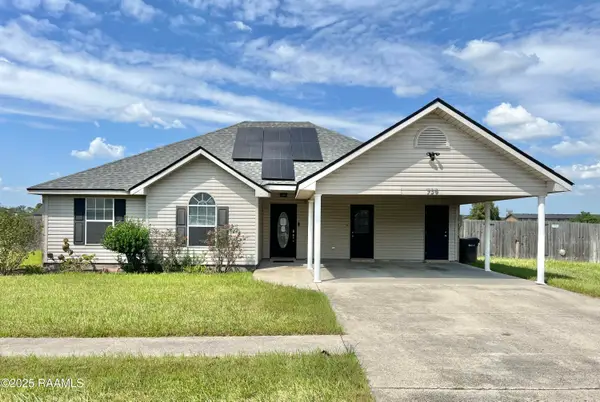 729 N Belle Circle, Breaux Bridge, LA 70517