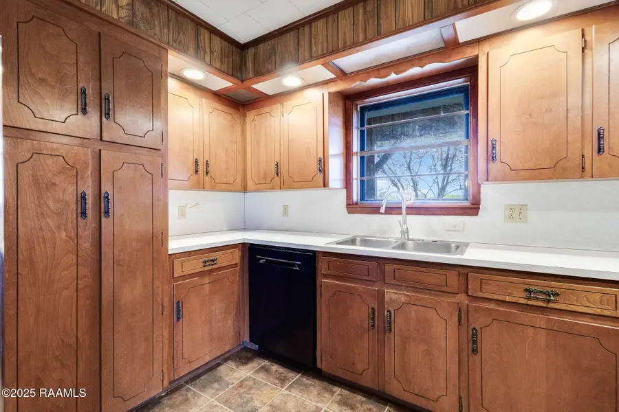 3202 Catahoula Highway, Saint Martinville, LA 70582 - #3