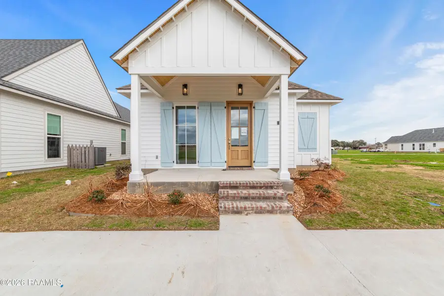 120 Bayfield Drive, Youngsville, LA 70592 - #3