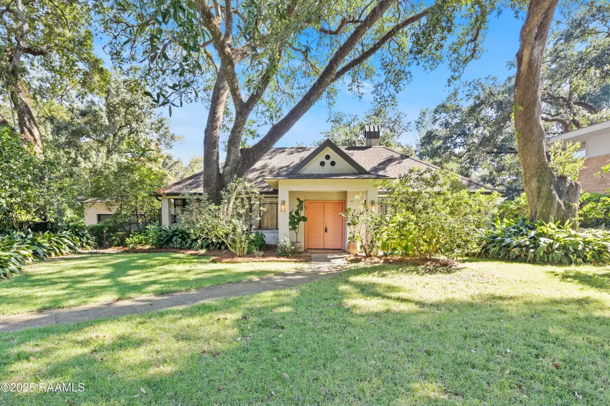 138 Girard Woods Drive, Lafayette, LA 70503 - #1