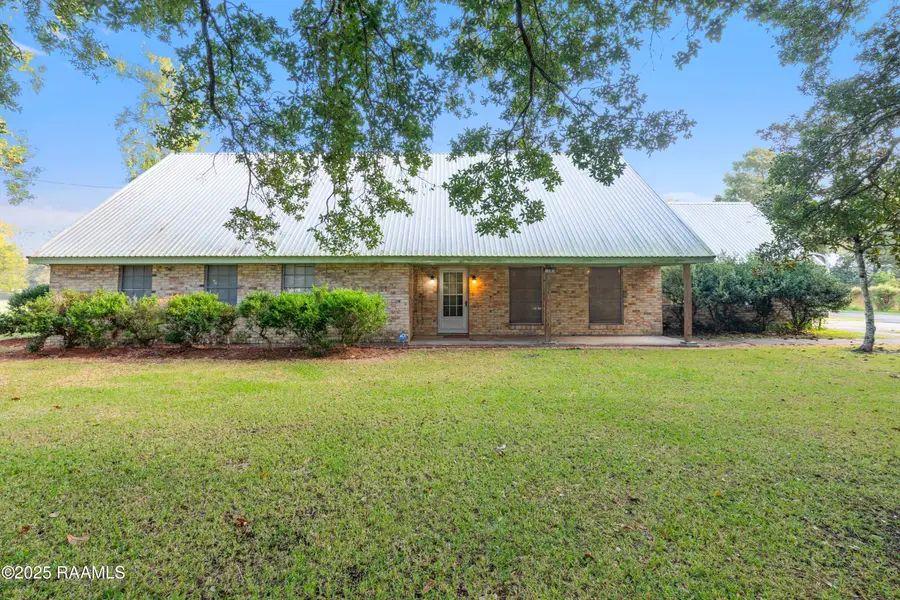 135 Oak Drive, Saint Martinville, LA 70582 - #2