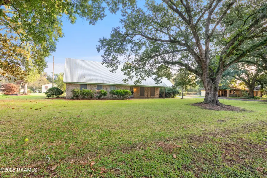 135 Oak Drive, Saint Martinville, LA 70582 - #3