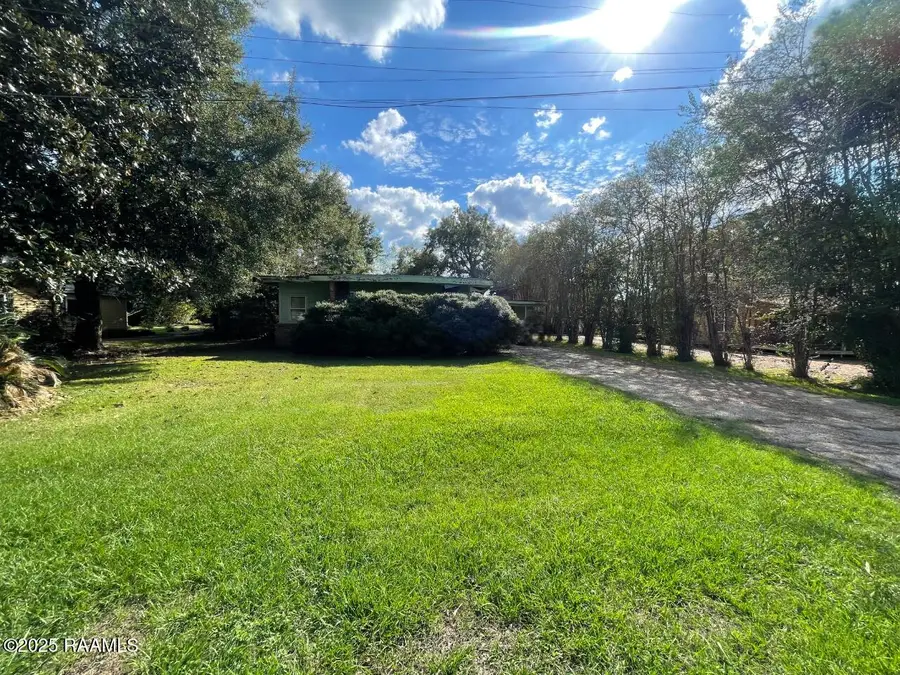 598 Napoleon Avenue, Sunset, LA 70584 - #2