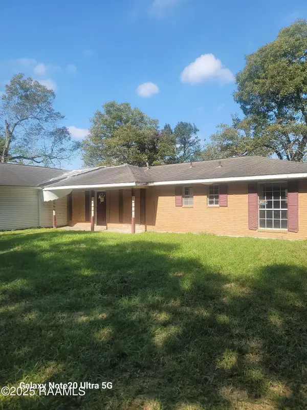 565 Kyries Herbert Street, Eunice, LA 70535