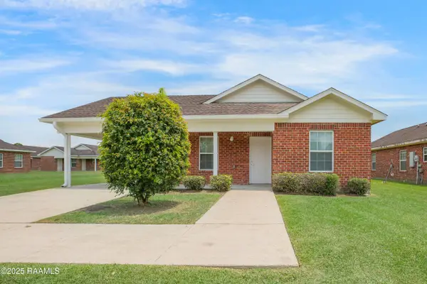 104 Ribbon Cane Drive, Thibodaux, LA 70301