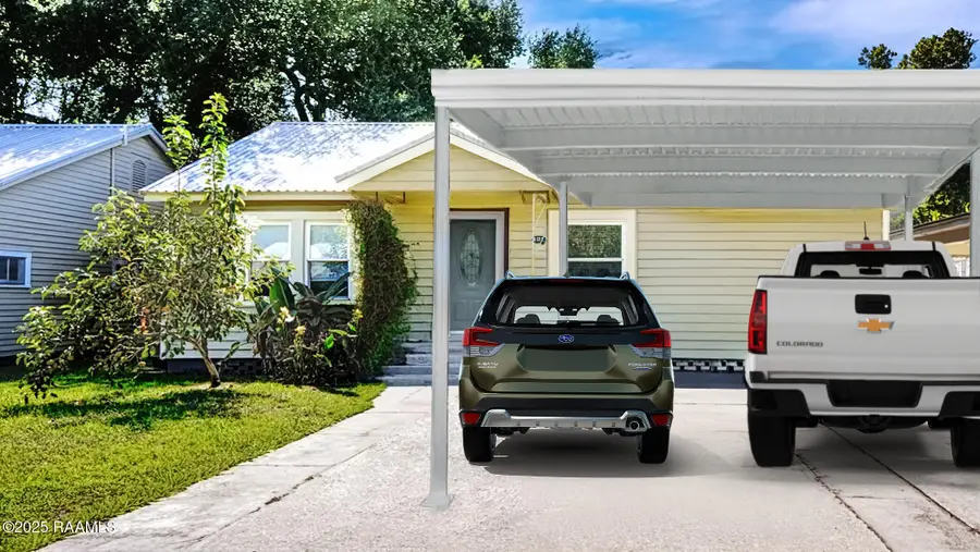 121 W Andrus Avenue, Opelousas, LA 70570 - #2