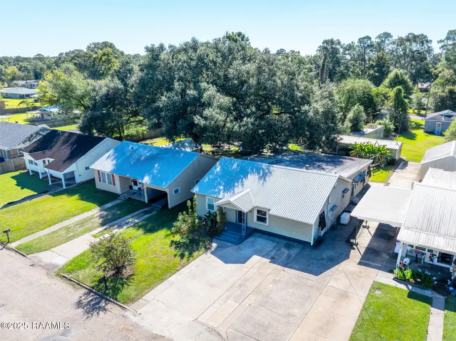 121 W Andrus Avenue, Opelousas, LA 70570 - #3