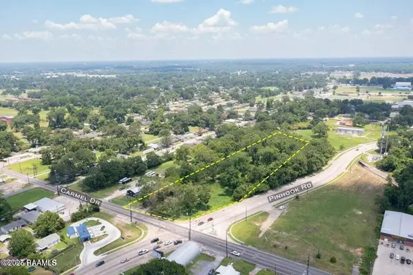 1007 Carmel Drive, Lafayette, LA 70501