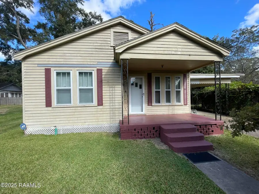 116 W Bertheaud Avenue, Opelousas, LA 70570 - #3