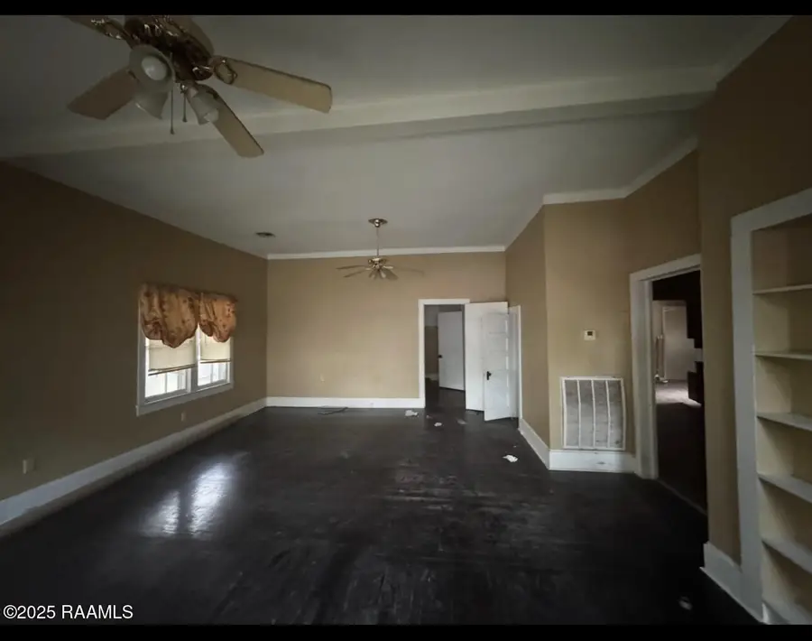 129 W Tennis Street, Opelousas, LA 70570 - #3