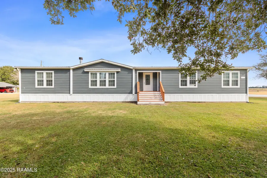 2743a Doyle Melancon Road, Breaux Bridge, LA 70517 - #2