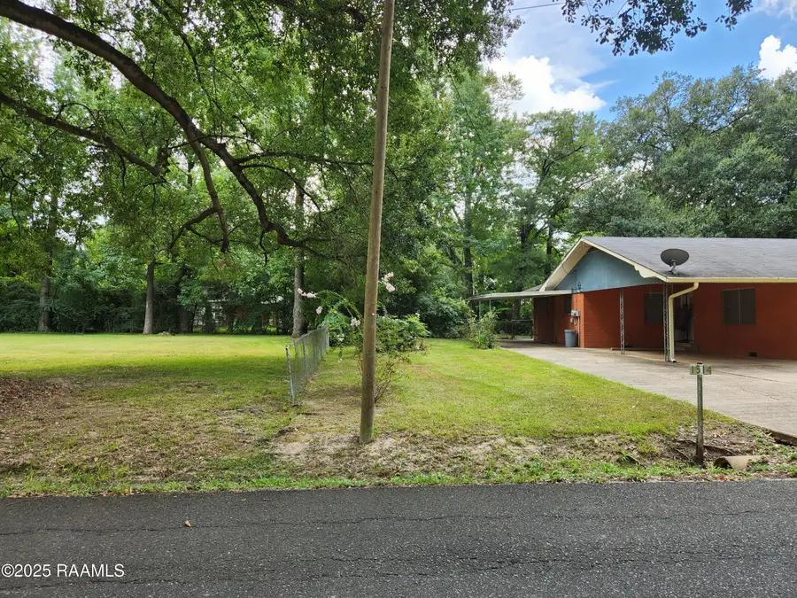 1514 W Lincoln Road, Ville Platte, LA 70586 - #2