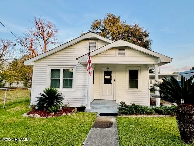 827 East Street, Opelousas, LA 70570 - #1