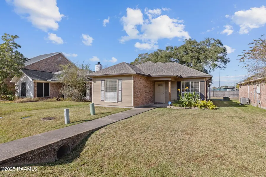 600 Carriage Light Loop, Youngsville, LA 70592 - #2