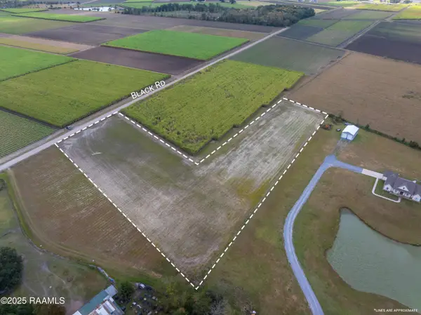 204 Black Road, St. Martinville, LA 70582