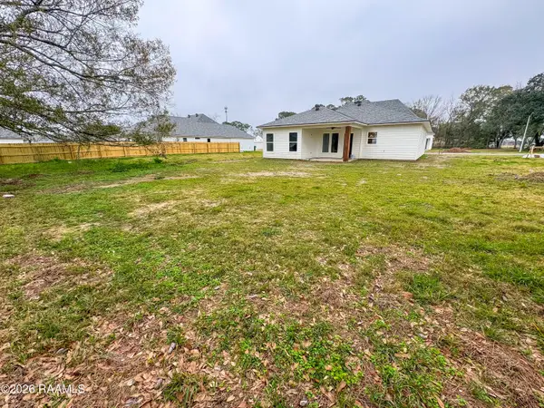 103 Berchman Oaks Drive, Lafayette, LA 70506