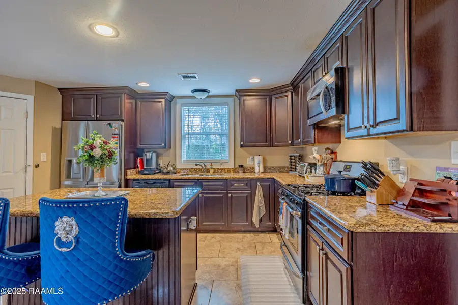 2814 W Willow Street, Scott, LA 70583 - #3