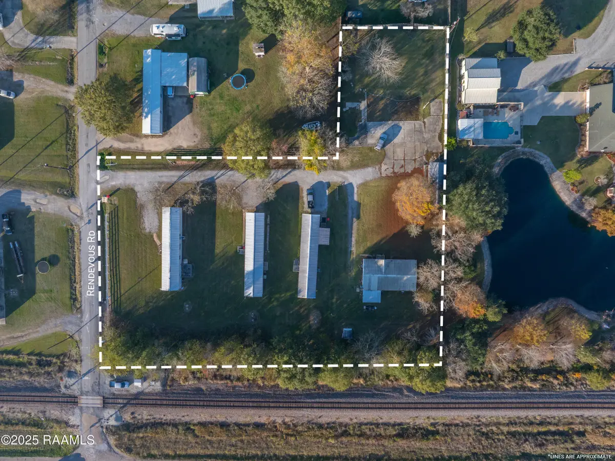 112/114 Rendezvous, Scott, LA 70583 - #1