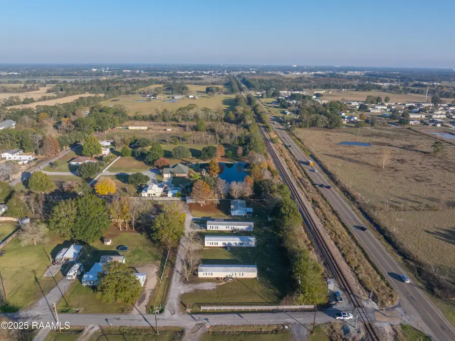 112/114 Rendezvous, Scott, LA 70583 - #3