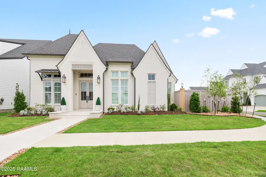211 Crossbill Drive, Lafayette, LA 70508 - #2