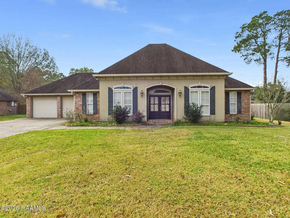 512 E Villien Avenue, Abbeville, LA 70510 - #1